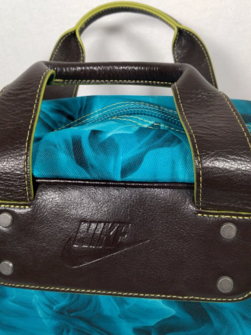 Nike Tote Bag Blue Abstract Print Padded Shoulder Strap Trippy Swirl Travel - Picture 7 of 16
